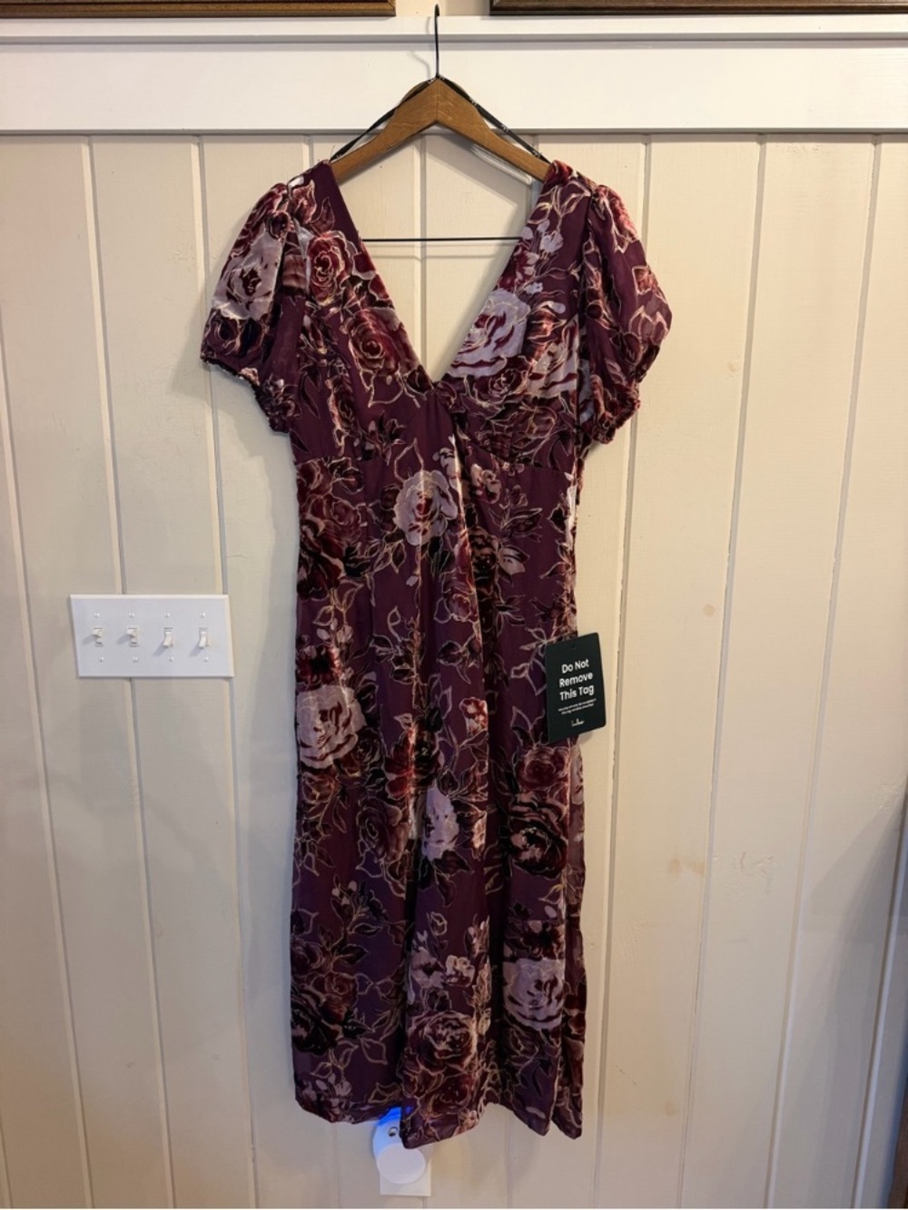 Floral V-Neck Midi Dress in Plum